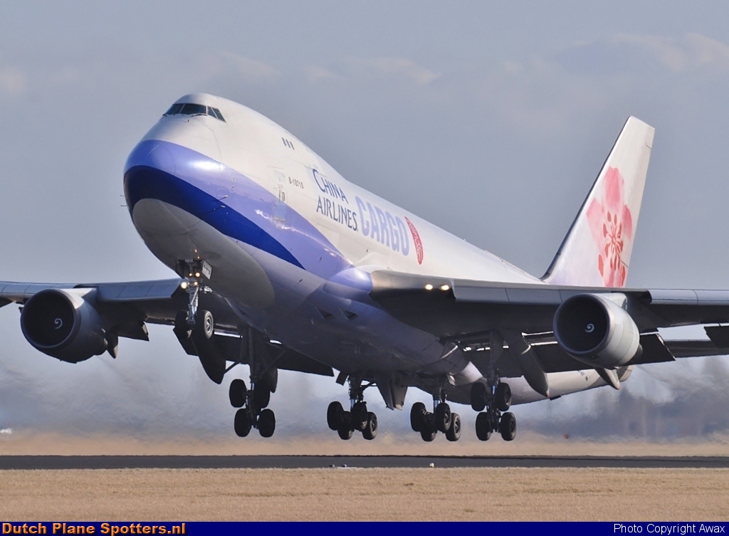 B-18710 Boeing 747-400 China Airlines Cargo by Awax