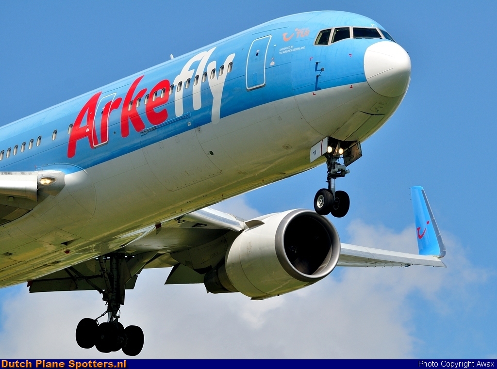 PH-OYI Boeing 767-300 ArkeFly by Awax