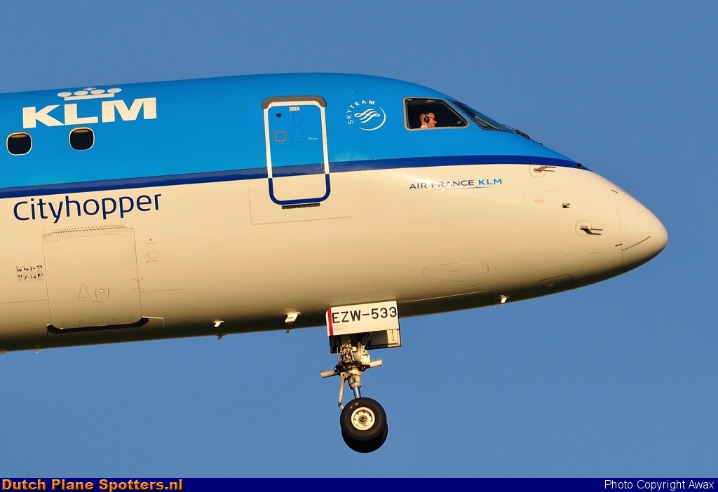 PH-EZW Embraer 190 KLM Cityhopper by Awax