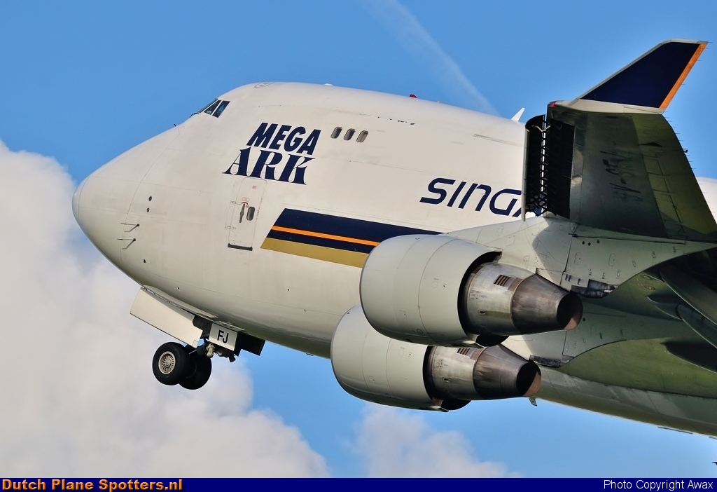 9V-SFJ Boeing 747-400 Singapore Airlines Cargo by Awax