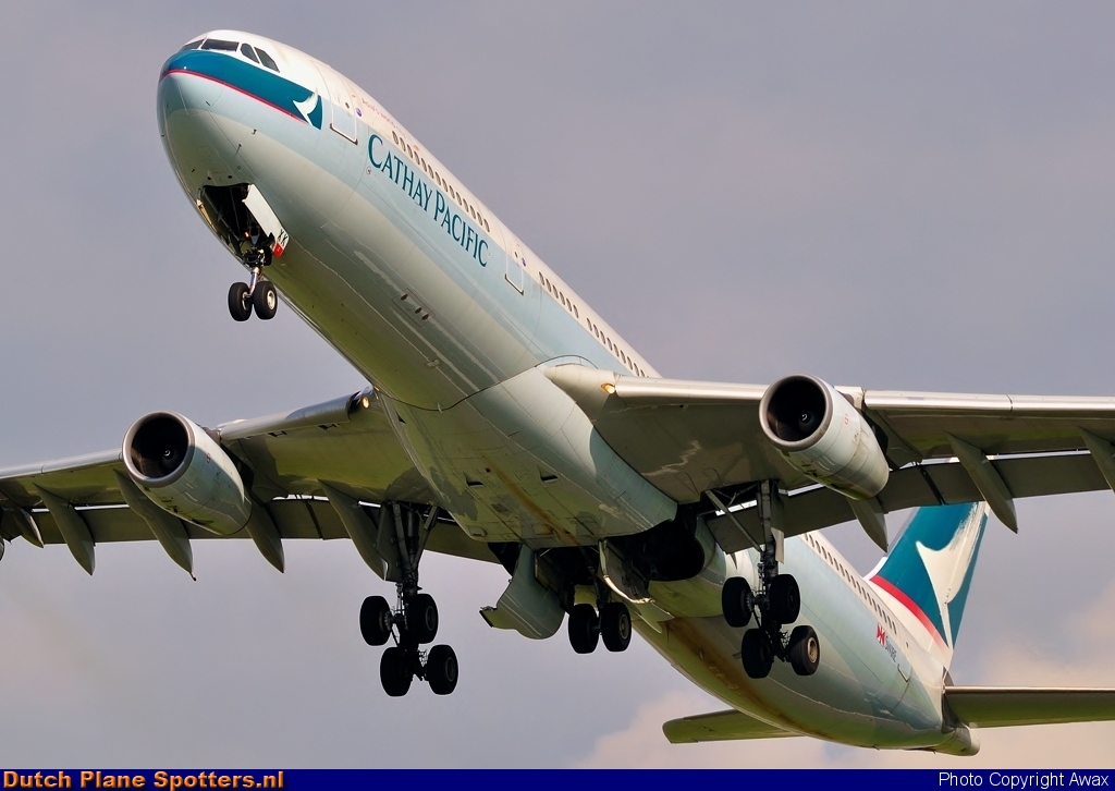 B-HXK Airbus A340-300 Cathay Pacific by Awax