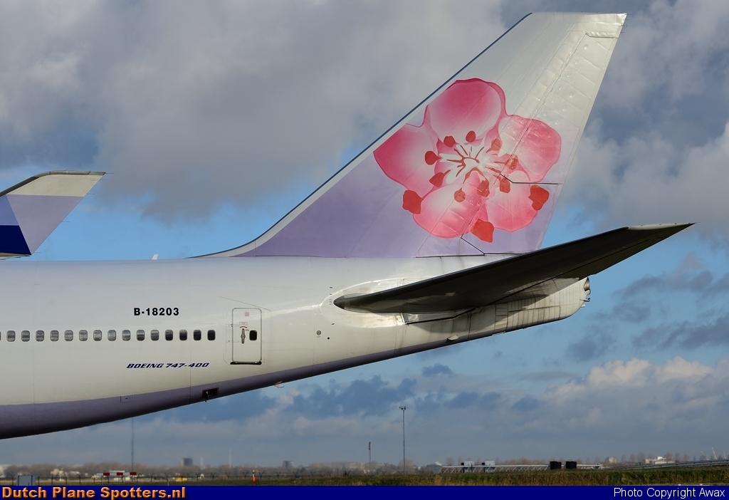 B-18203 Boeing 747-400 China Airlines by Awax