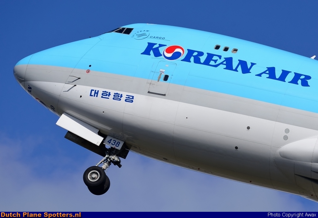 HL7438 Boeing 747-400 Korean Air Cargo by Awax
