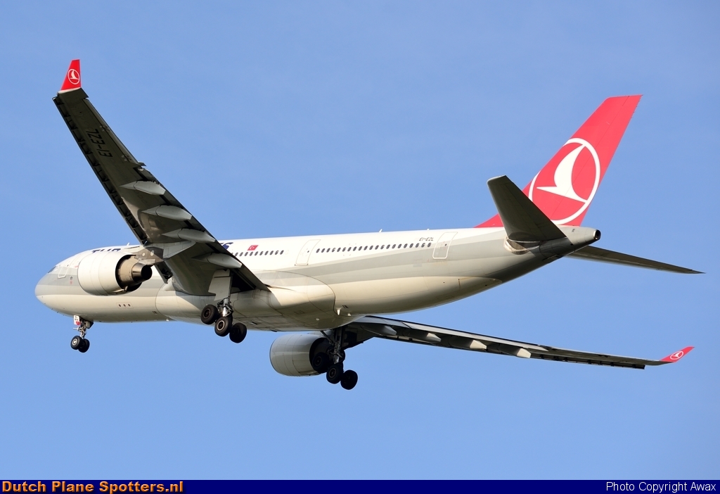EI-EZL Airbus A330-200 Meridiana Fly (Turkish Airlines) by Awax