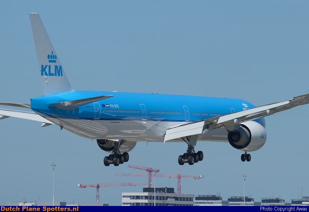 PH-BVK Boeing 777-300 KLM Royal Dutch Airlines by Awax