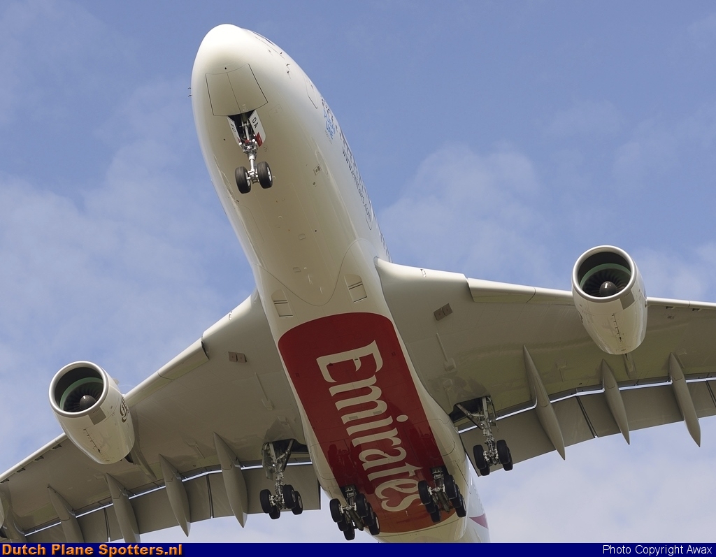 A6-EOA Airbus A380-800 Emirates by Awax