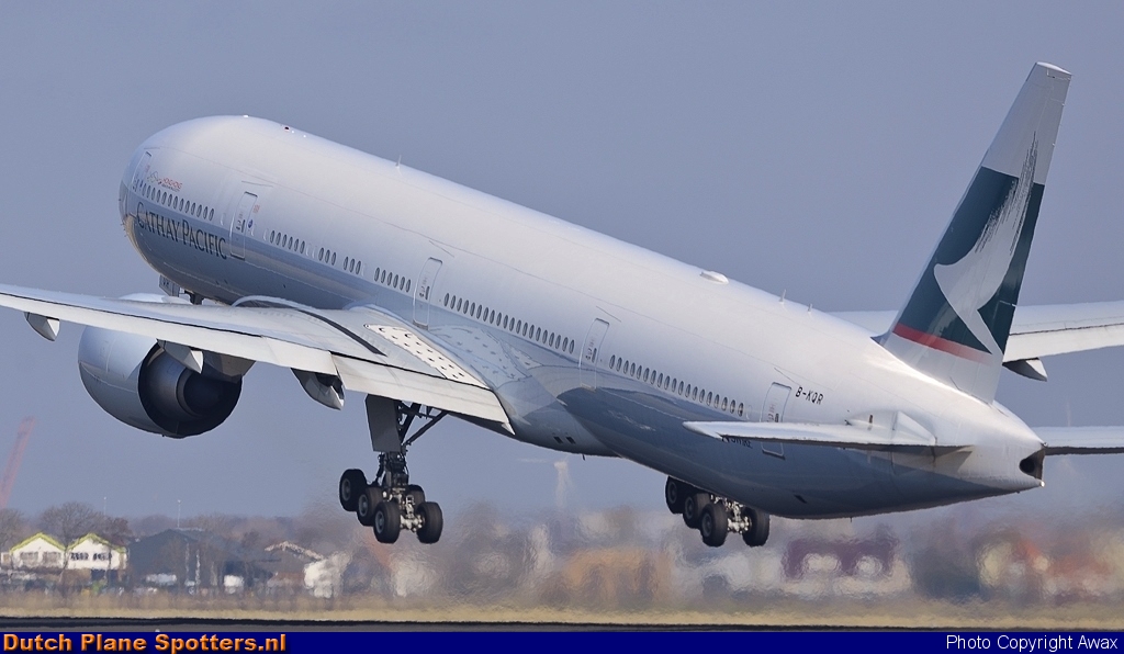 B-KQR Boeing 777-300 Cathay Pacific by Awax