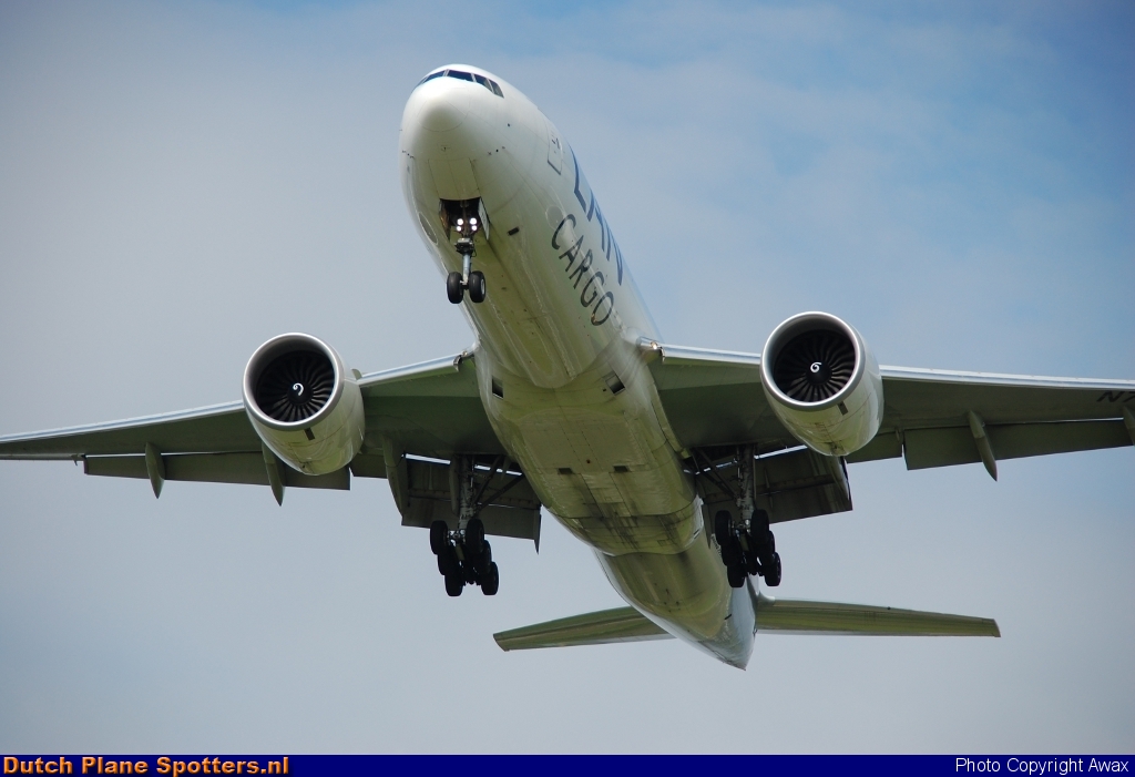 N774LA Boeing 777-F LAN Cargo by Awax
