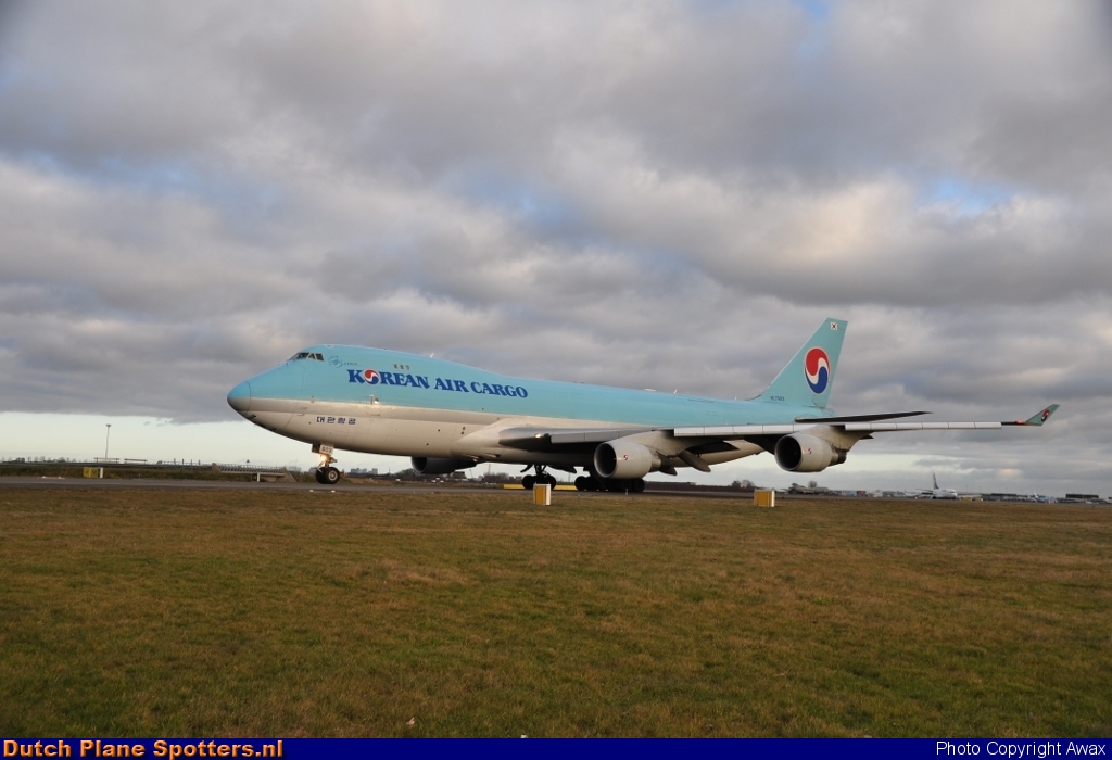 HL7603 Boeing 747-400 Korean Air Cargo by Awax