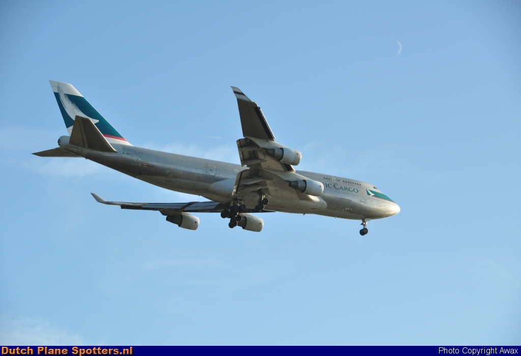B-HKJ Boeing 747-400 Cathay Pacific Cargo by Awax