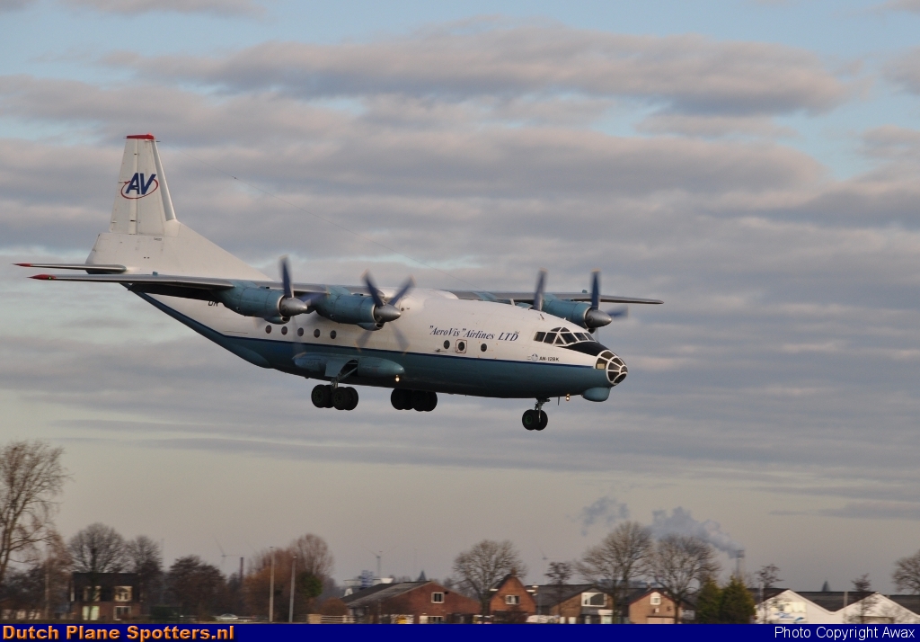 UR-CGU Antonov An-12 Aerovis Airlines by Awax