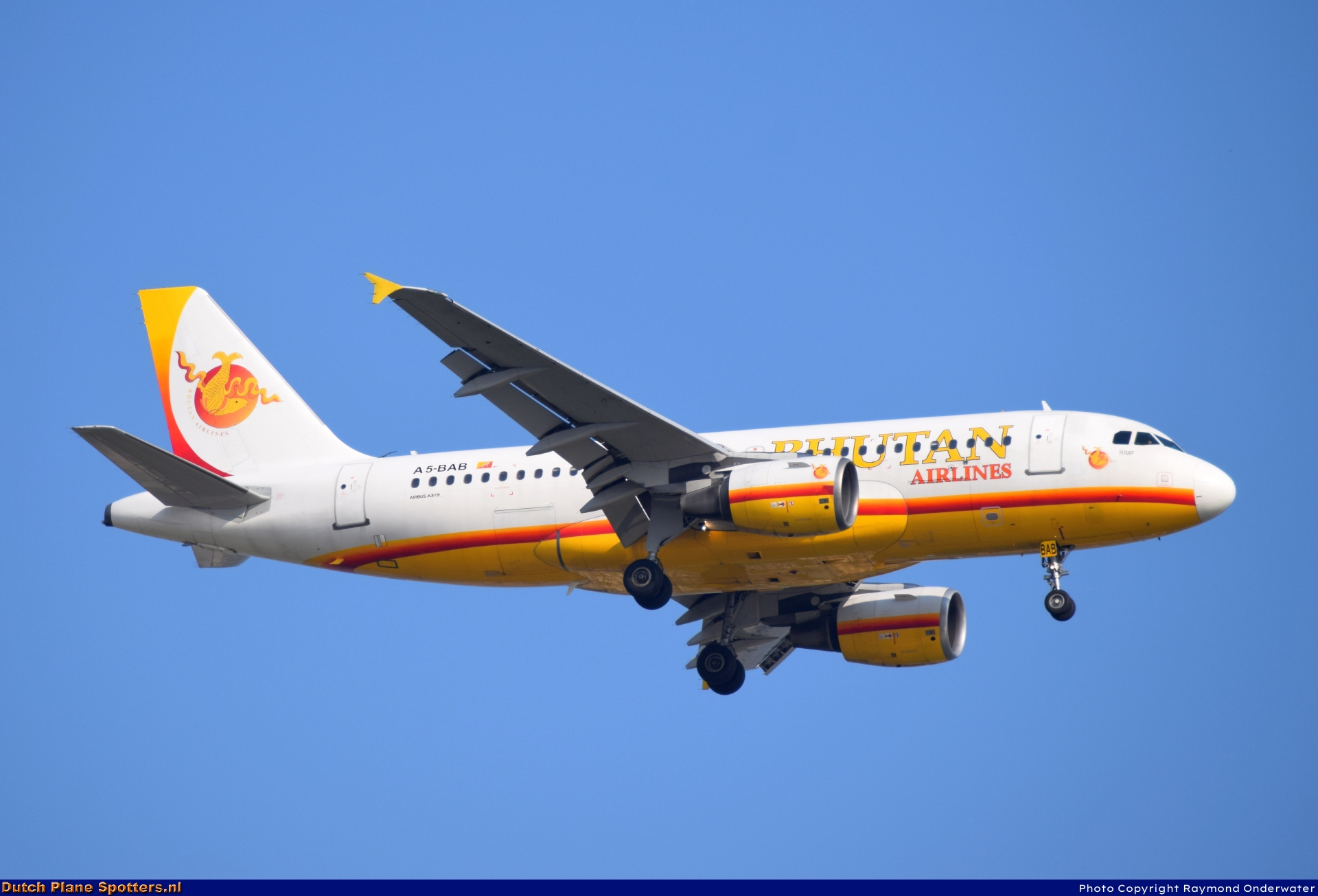 A5-BAB Airbus A319 Bhutan Airlines by Raymond Onderwater