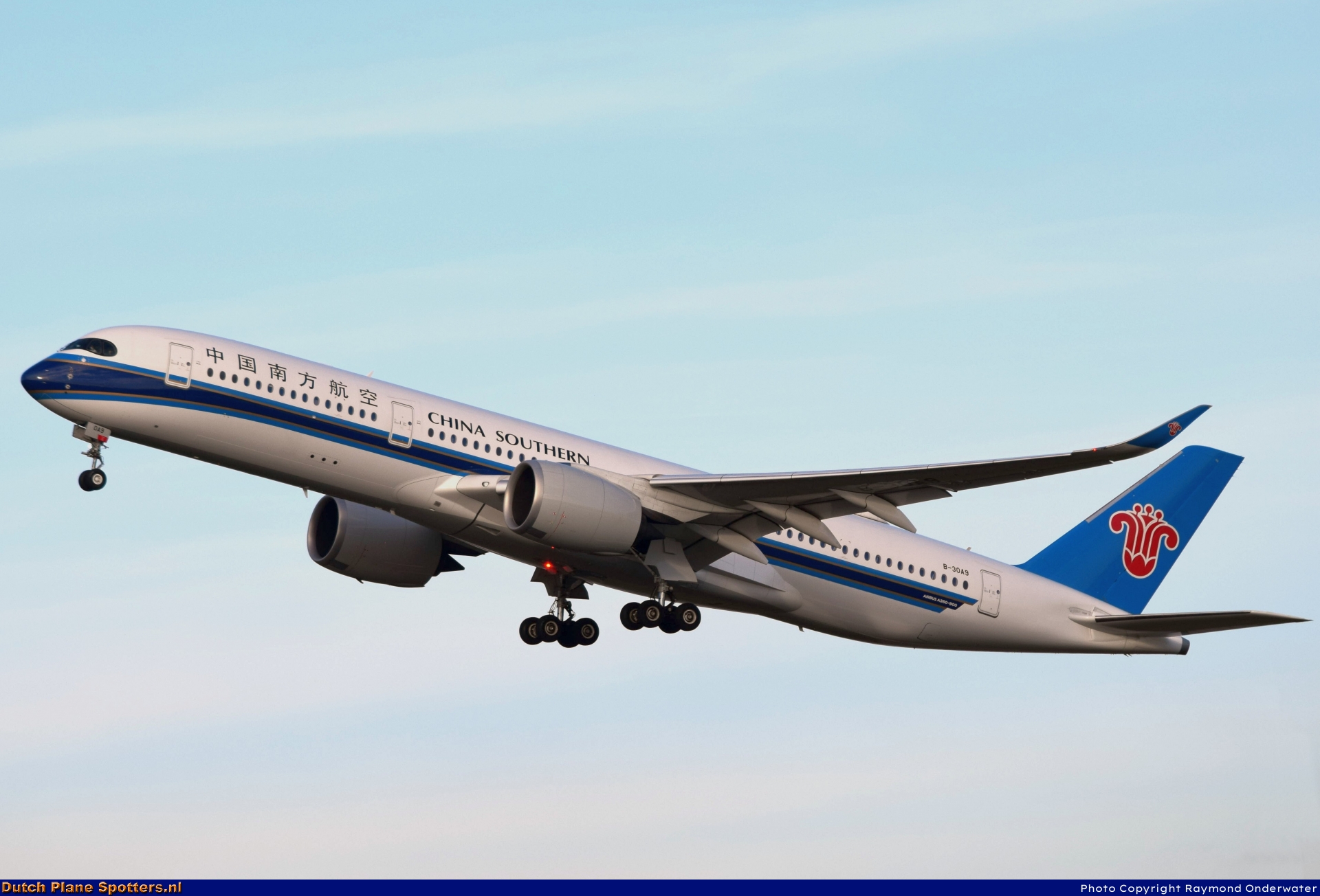 B-30A9 Airbus A350-900 China Southern Airlines by Raymond Onderwater