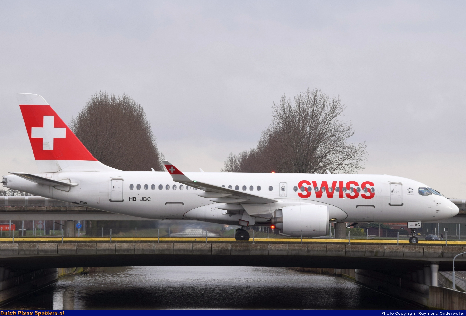 HB-JBC Airbus A220-100 Swiss International Air Lines by Raymond Onderwater