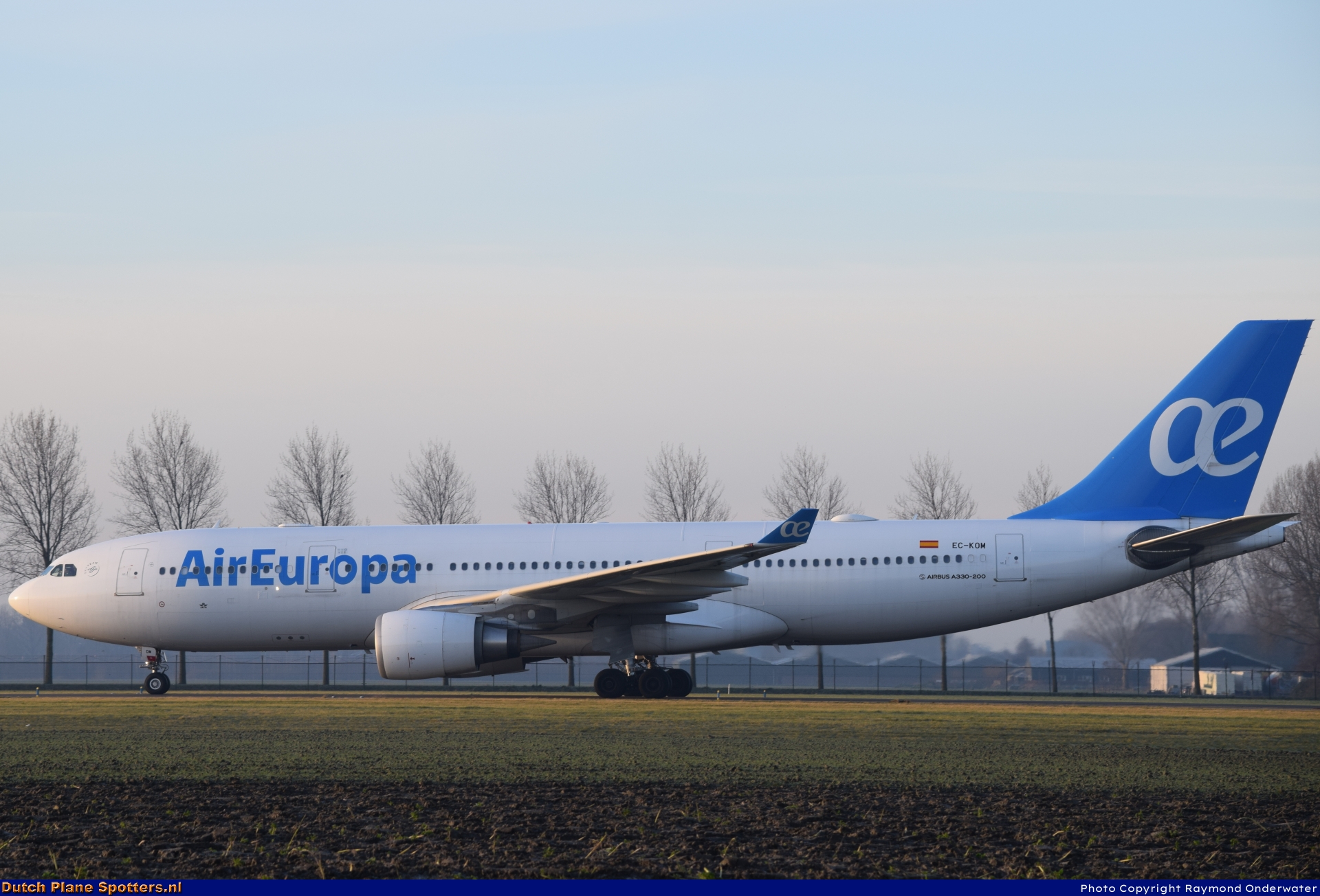 EC-KOM Airbus A330-200 Air Europa by Raymond Onderwater