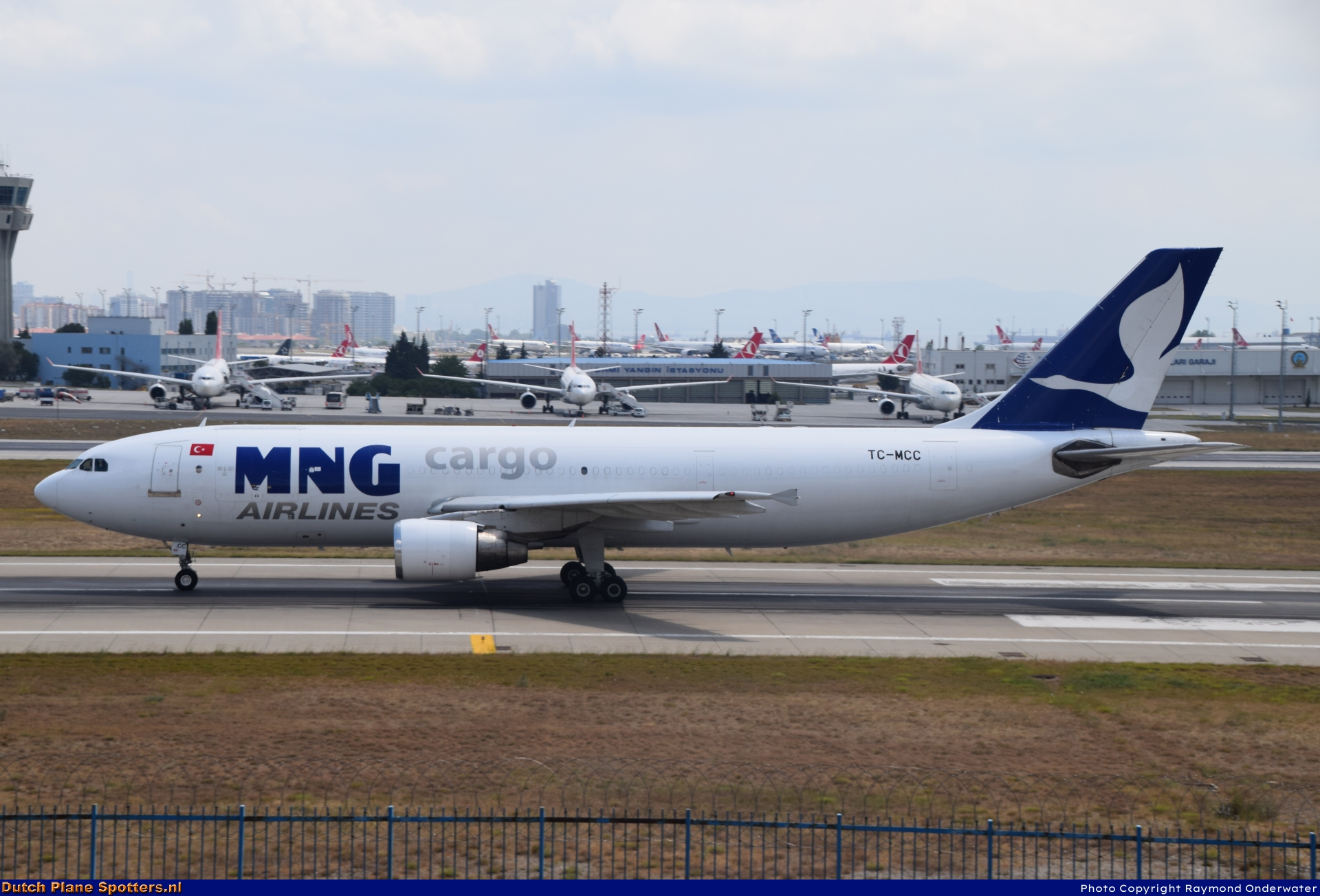 TC-MCC Airbus A300 MNG Airlines by Raymond Onderwater