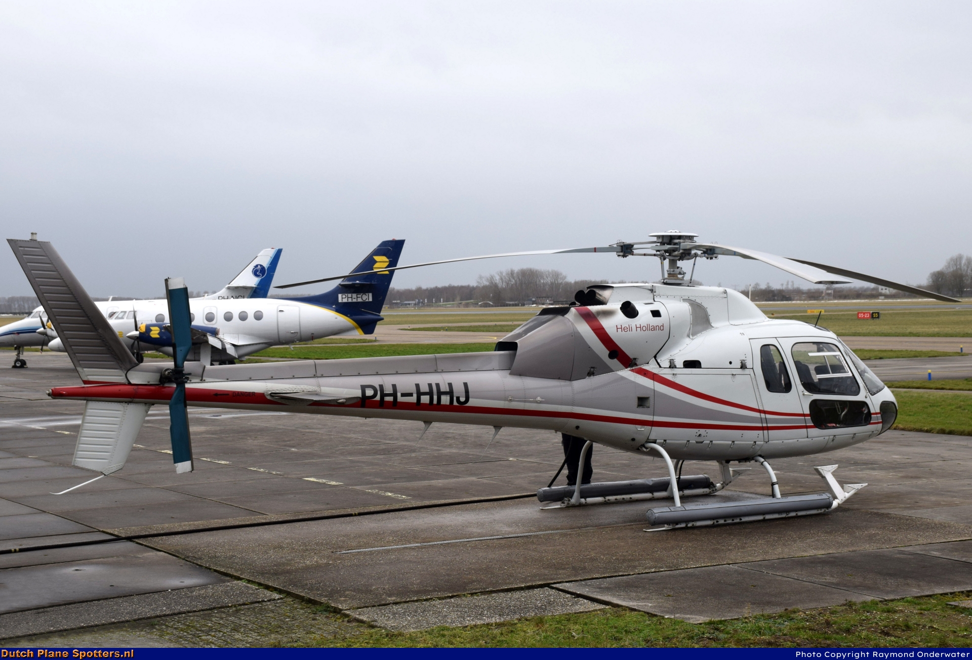 PH-HHJ Eurocopter AS355 Ecureuil 2 Heli Holland by Raymond Onderwater