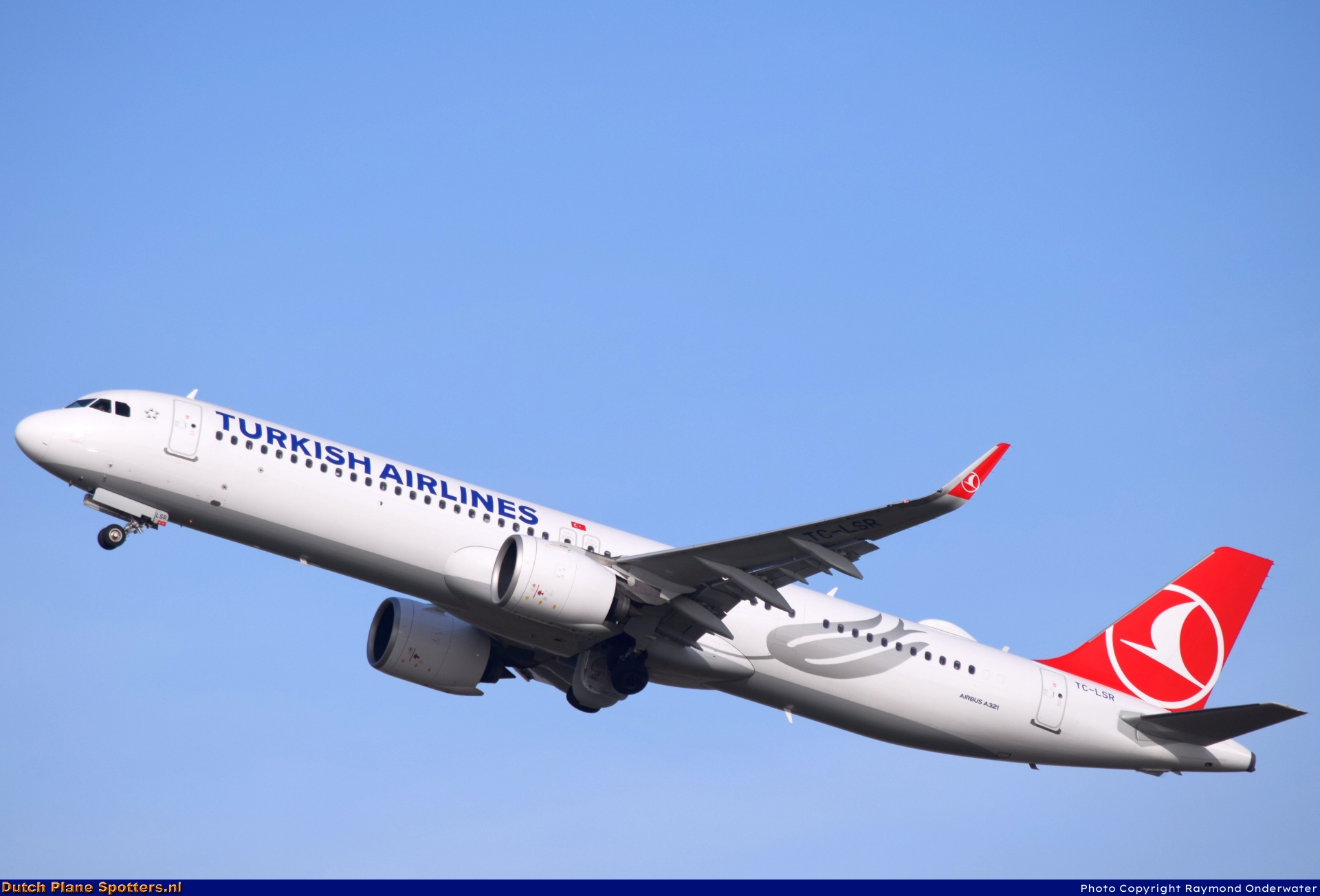 TC-LSR Airbus A321neo Turkish Airlines by Raymond Onderwater