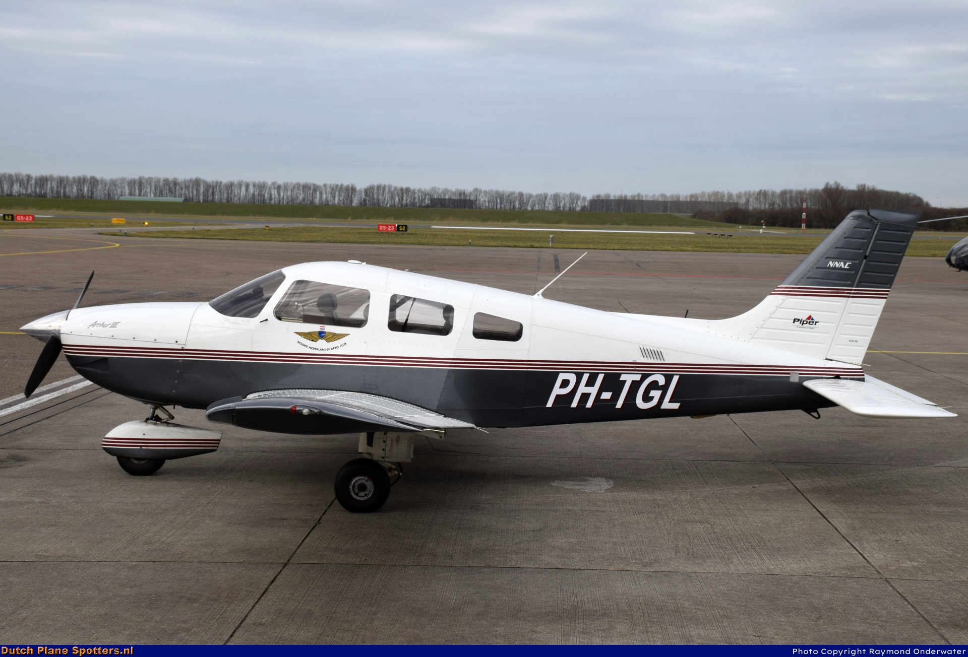 PH-TGL Piper PA-28 Archer III Noord Nederlandse Aero Club by Raymond Onderwater