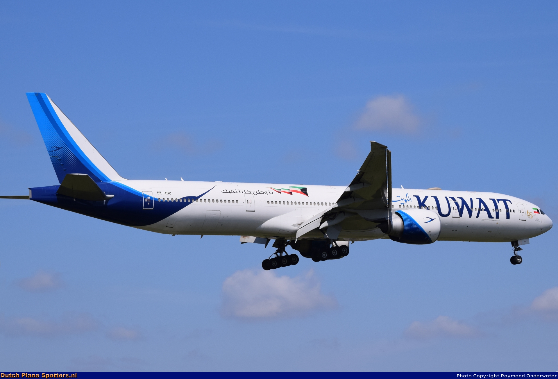 9K-AOC Boeing 777-300 Kuwait Airways by Raymond Onderwater