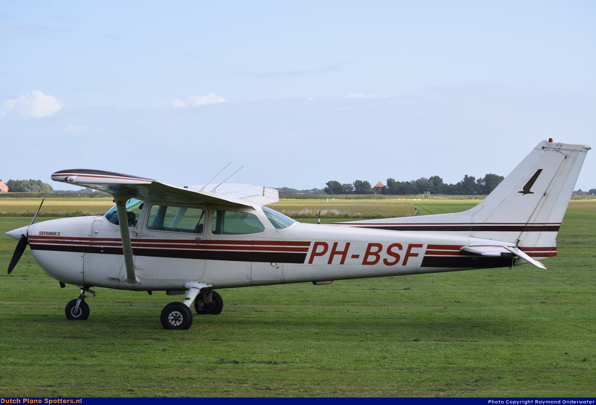 PH-BSF Cessna 172 Skyhawk II Private by Raymond Onderwater