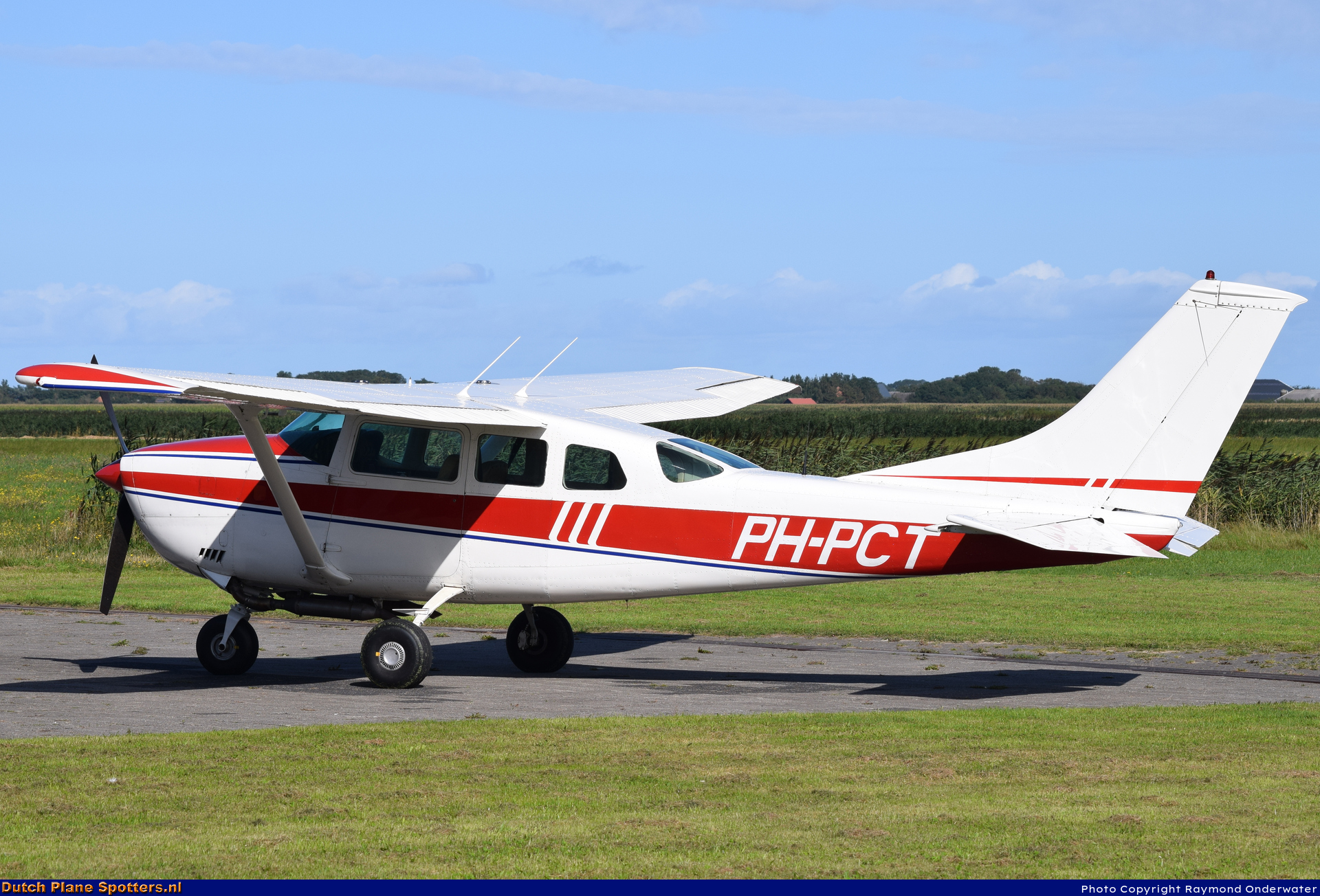PH-PCT Cessna 206 Stationair Private by Raymond Onderwater
