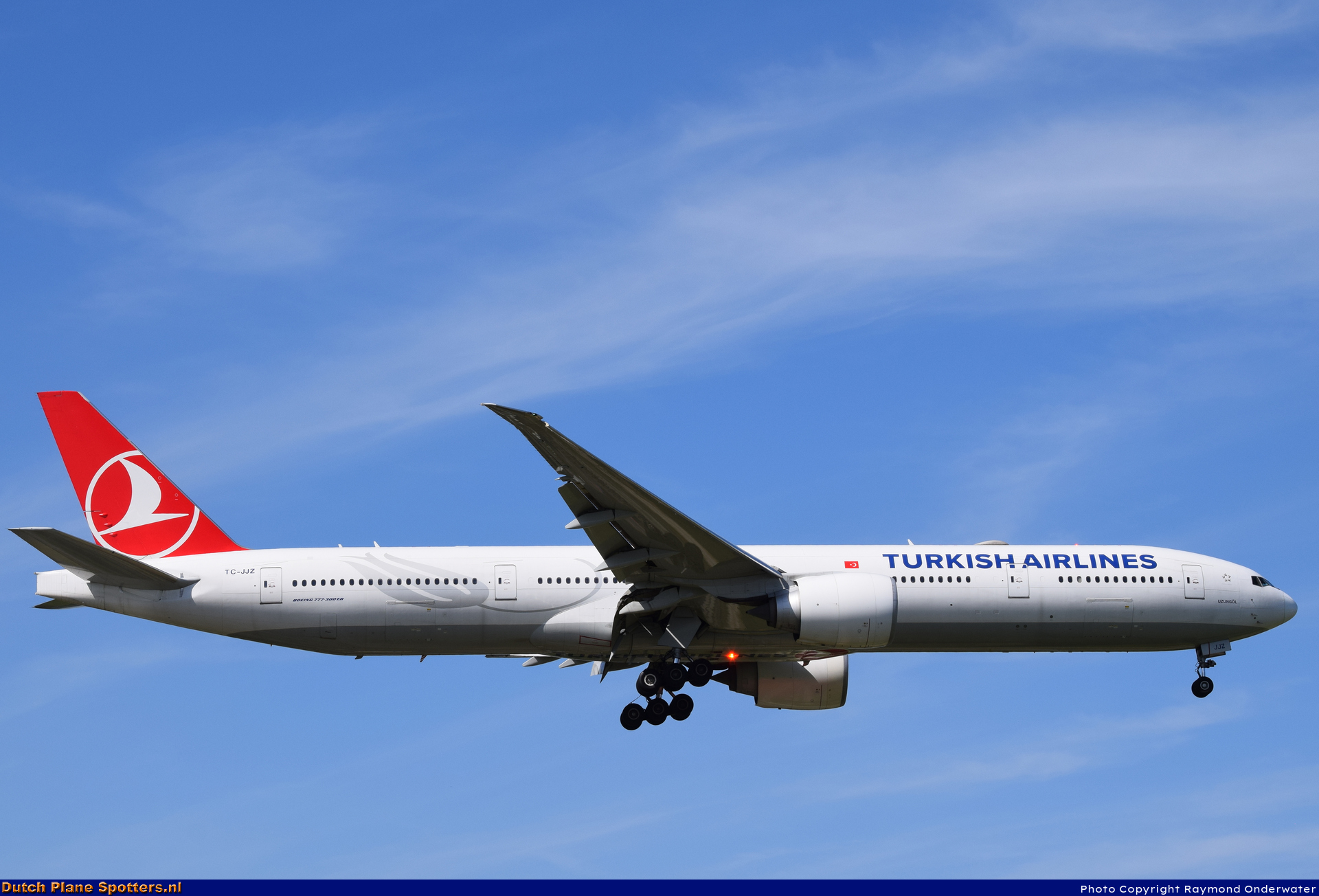 TC-JJZ Boeing 777-300 Turkish Airlines by Raymond Onderwater