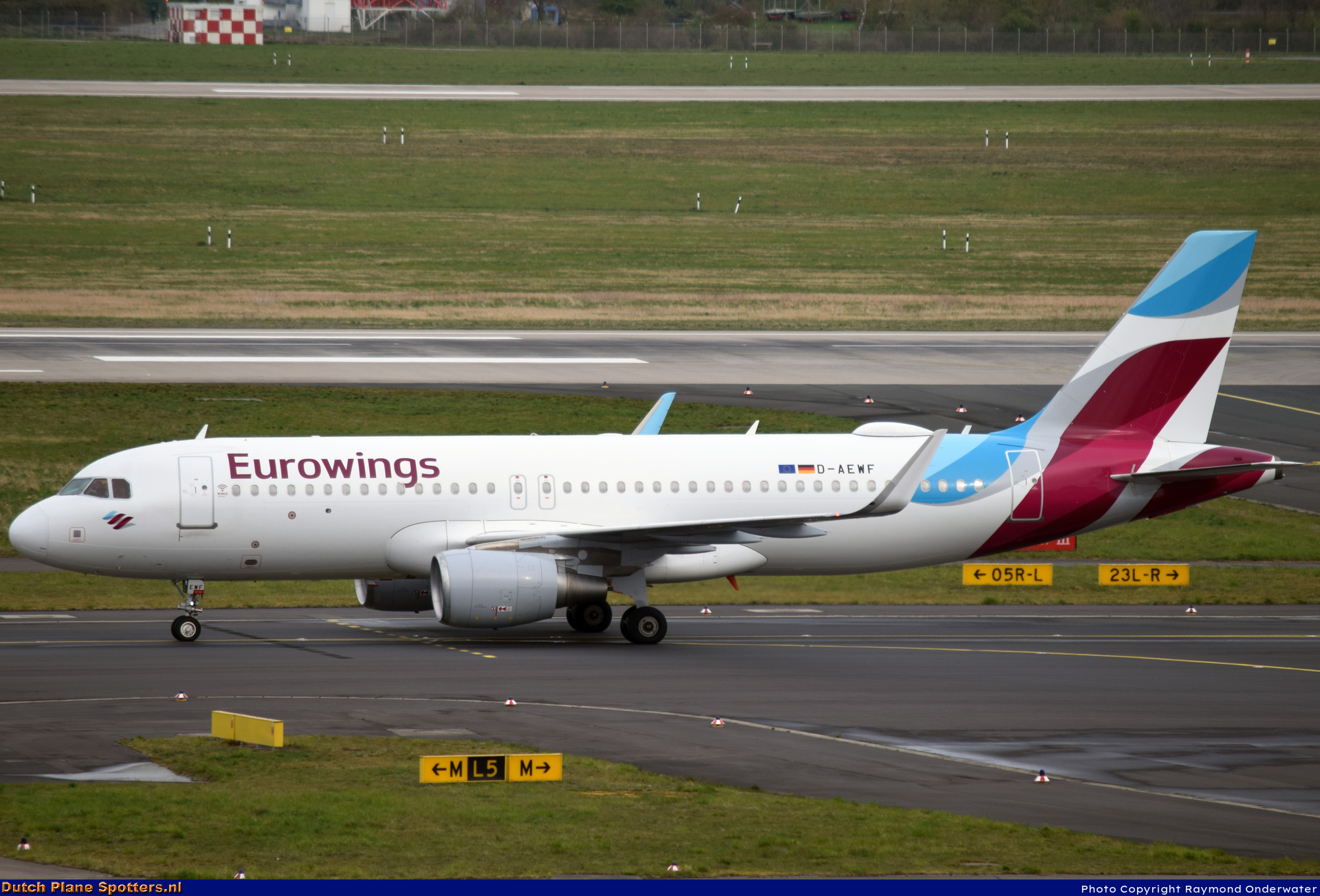 D-AEWF Airbus A320 Eurowings by Raymond Onderwater