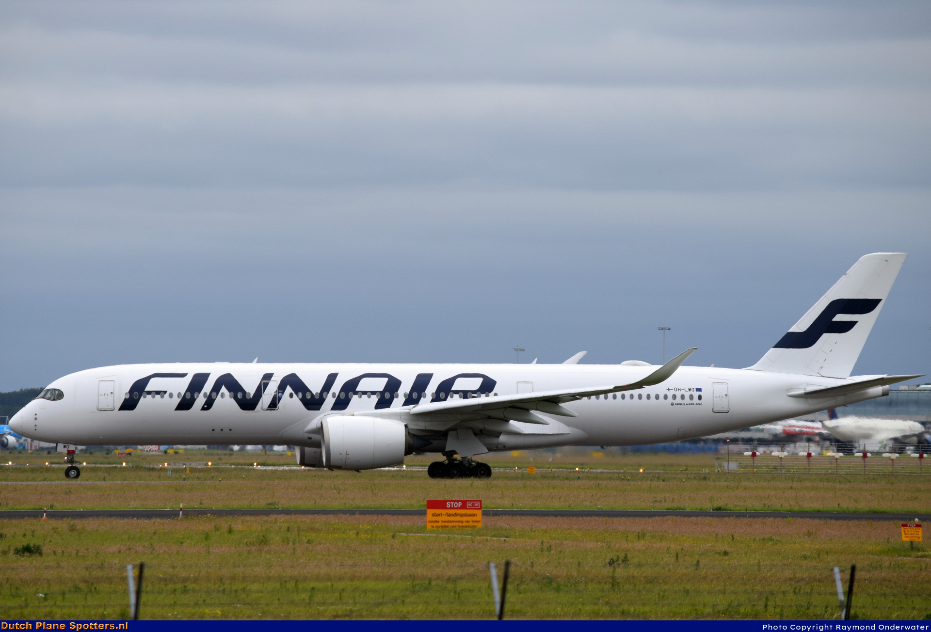 OH-LWO Airbus A350-900 Finnair by Raymond Onderwater