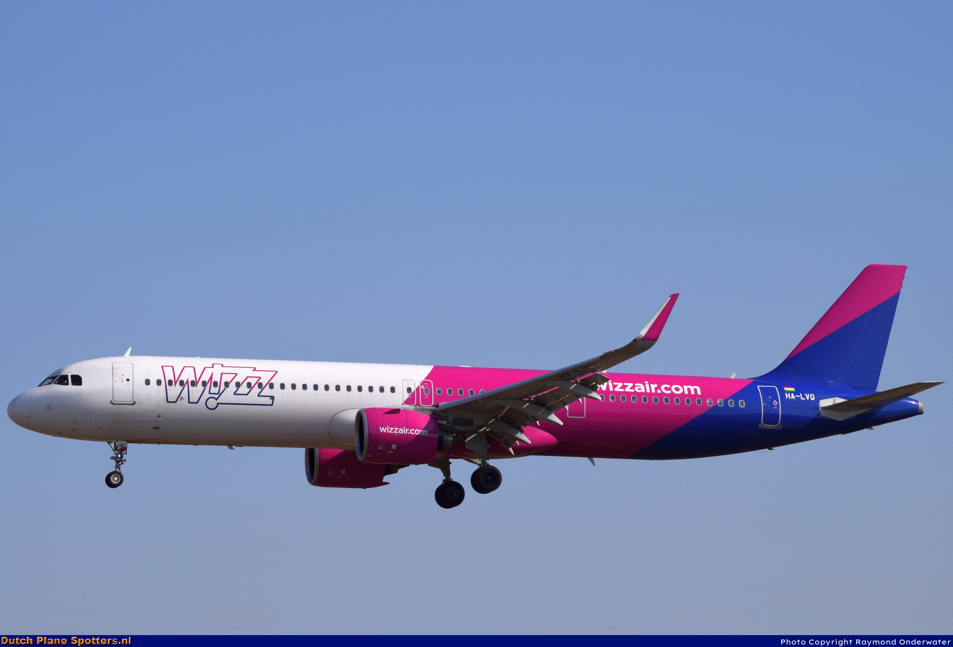 HA-LVQ Airbus A321neo Wizz Air by Raymond Onderwater