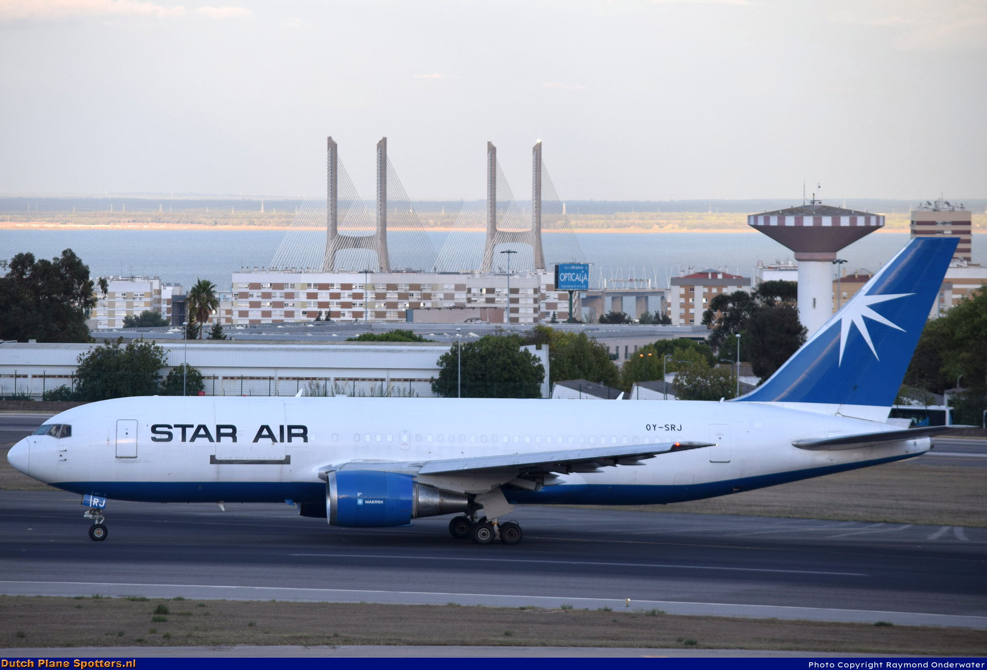 OY-SRJ Boeing 767-200 Maersk Air Cargo by Raymond Onderwater