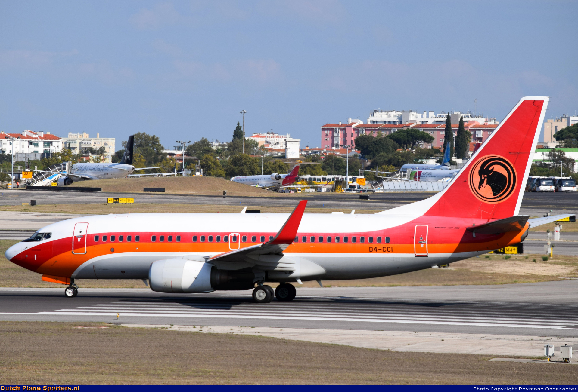 D4-CCI Boeing 737-700 TACV-Cabo Verde Airlines by Raymond Onderwater