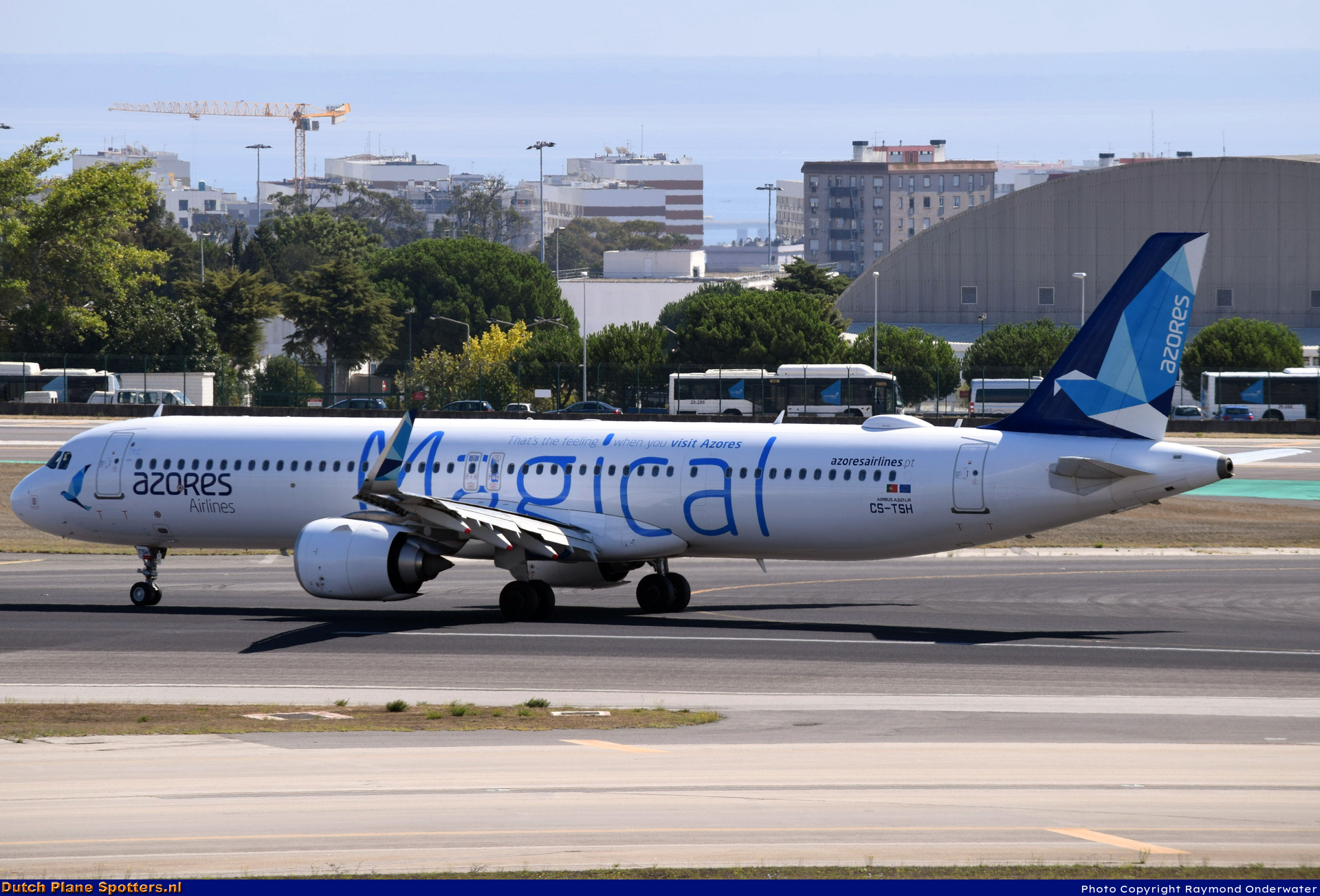 CS-TSH Airbus A321neo Azores Airlines by Raymond Onderwater