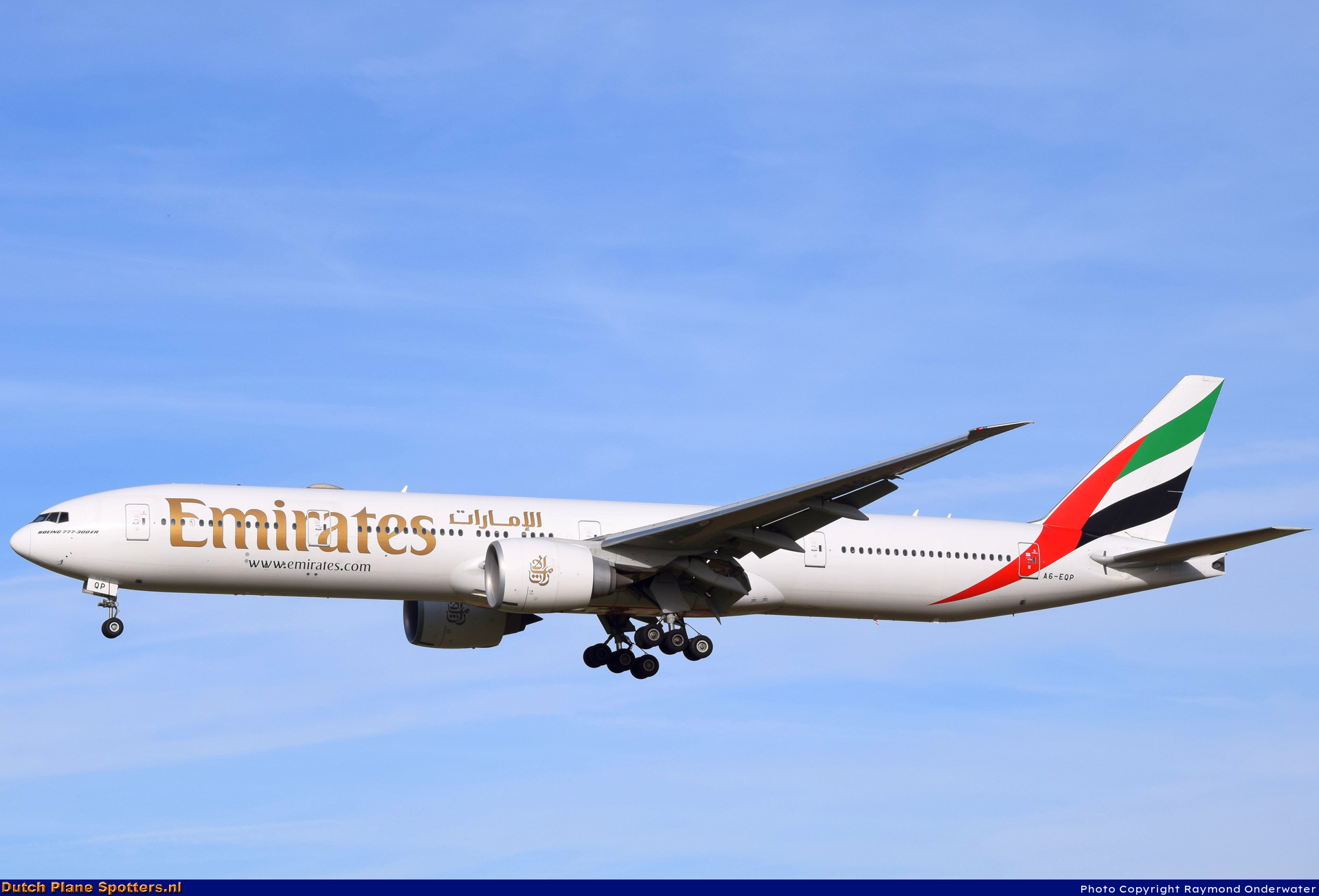 A6-EQP Boeing 777-300 Emirates by Raymond Onderwater