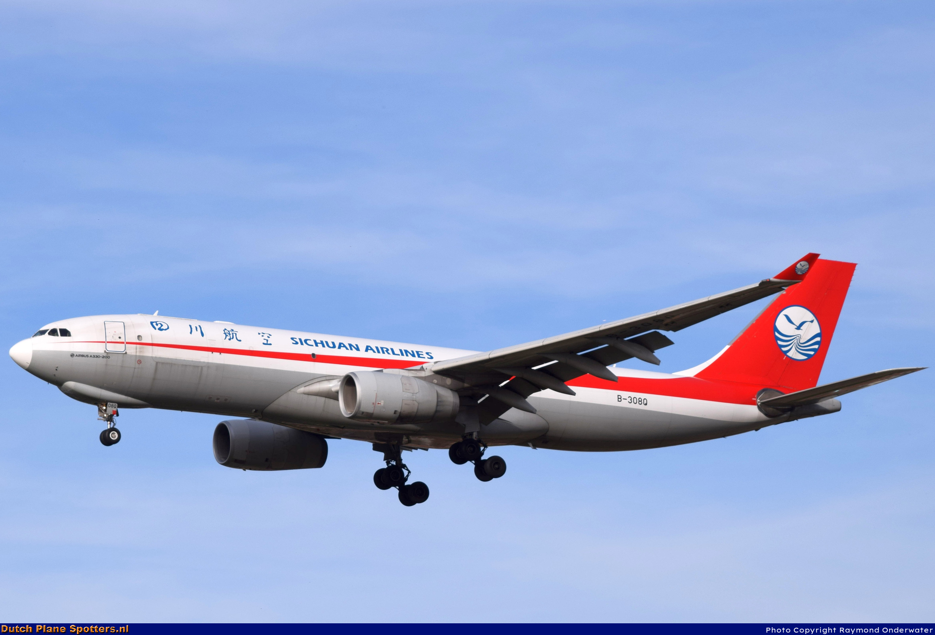 B-308Q Airbus A330-200 Sichuan Airlines by Raymond Onderwater