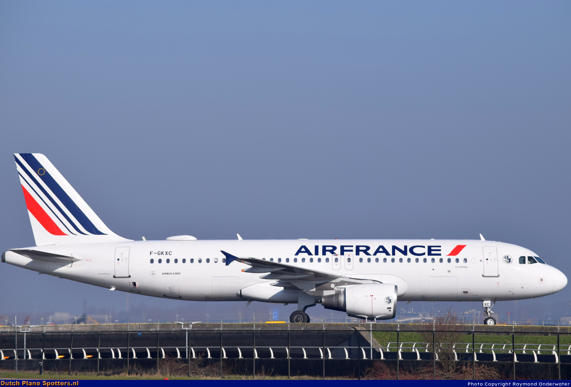F-GKXC Airbus A320 Air France by Raymond Onderwater