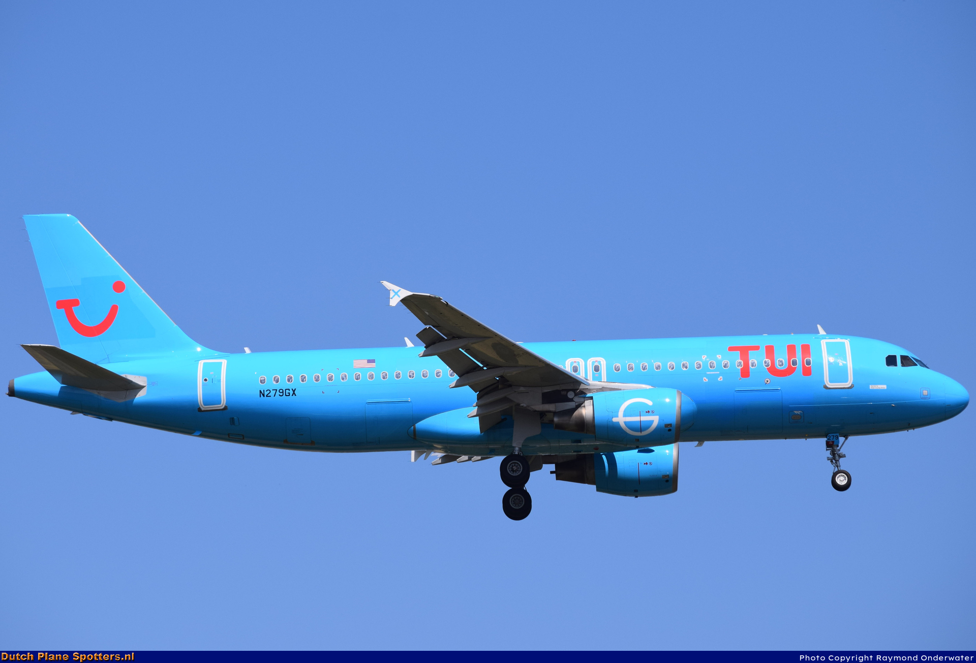 N279GX Airbus A320 GlobalX Airlines (TUI Airlines Netherlands) by Raymond Onderwater