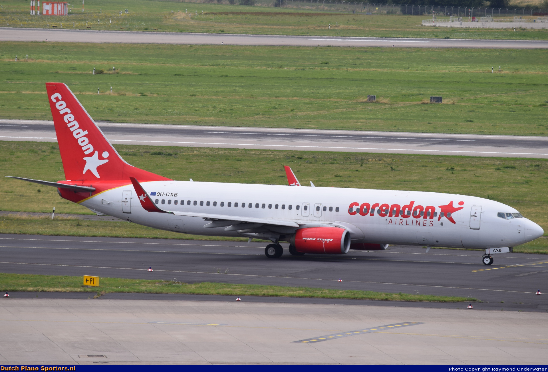 9H-CXB Boeing 737-800 Corendon Airlines Europe by Raymond Onderwater