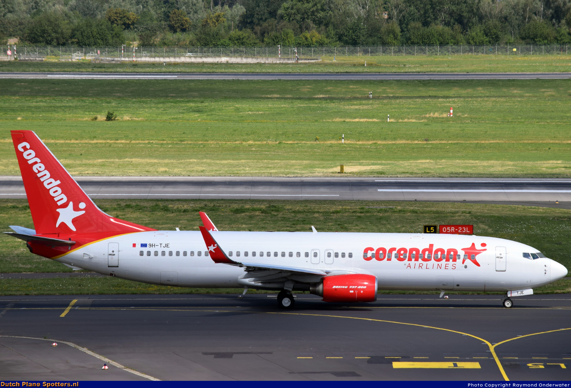 9H-TJE Boeing 737-800 Corendon Airlines Europe by Raymond Onderwater
