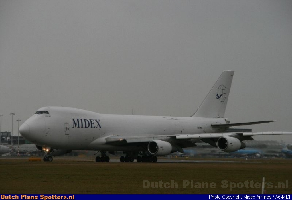 A6-MDI Boeing 747-200 Midex Cargo by Raymond Onderwater