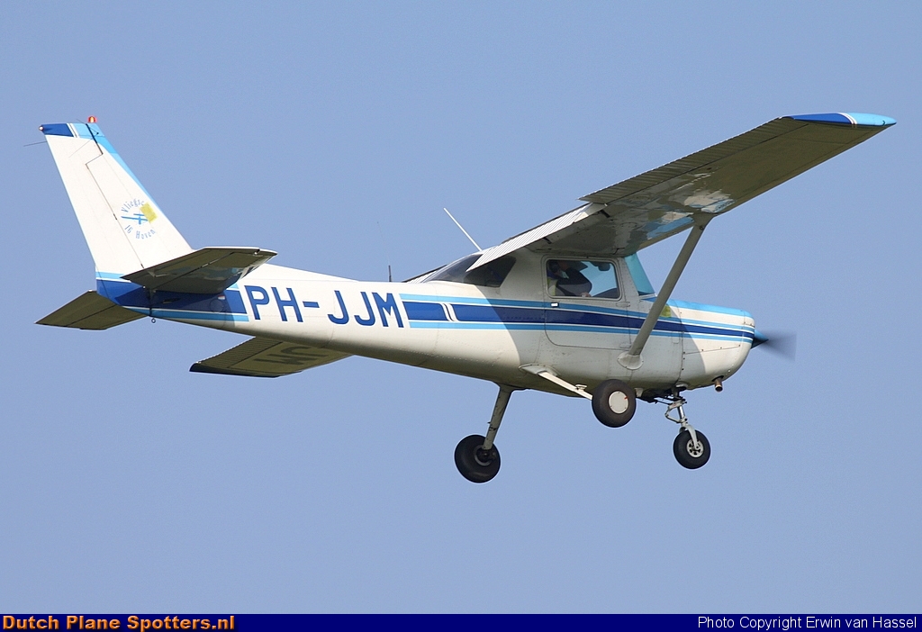 PH-JJM Cessna 152 Stichting Vliegschool Zestienhoven by Erwin van Hassel