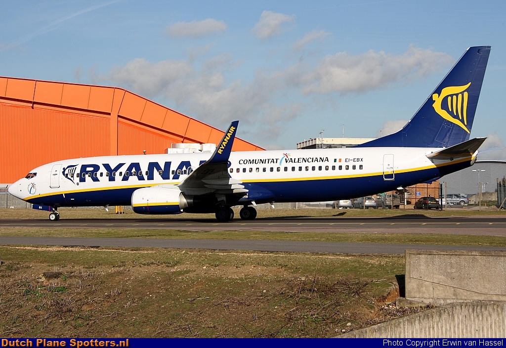 EI-EBX Boeing 737-800 Ryanair by Erwin van Hassel