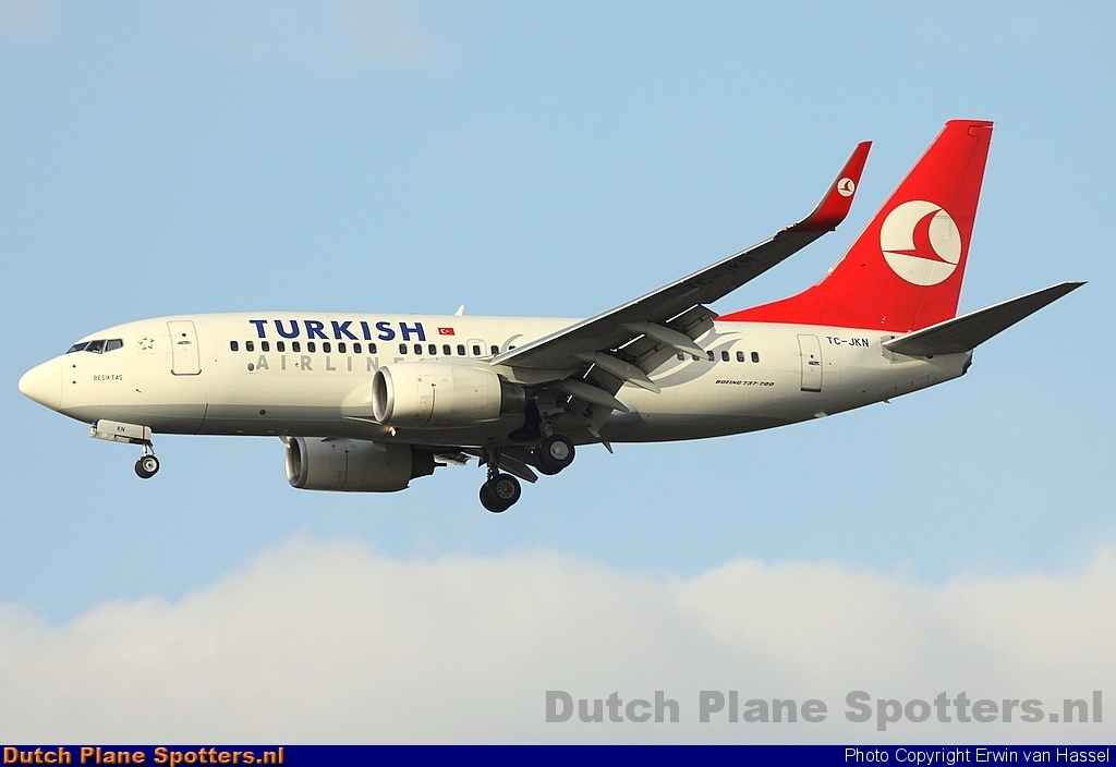 TC-JKN Boeing 737-700 Turkish Airlines by Erwin van Hassel