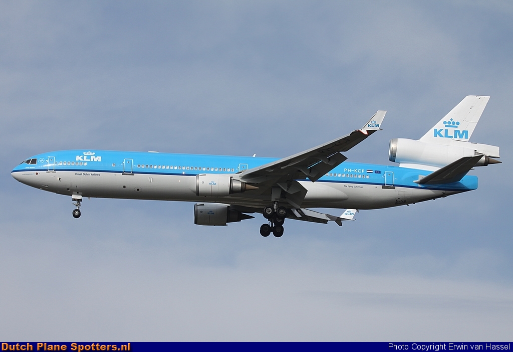 PH-KCF McDonnell Douglas MD-11 KLM Royal Dutch Airlines by Erwin van Hassel