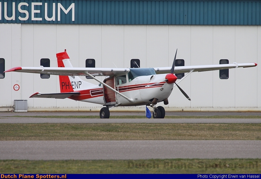 PH-ENP Cessna 206 Stationair Private by Erwin van Hassel