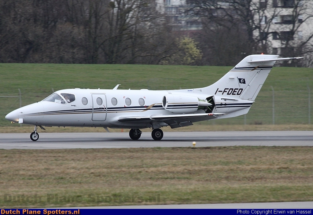 I-FDED Raytheon Hawker 400XP Private by Erwin van Hassel