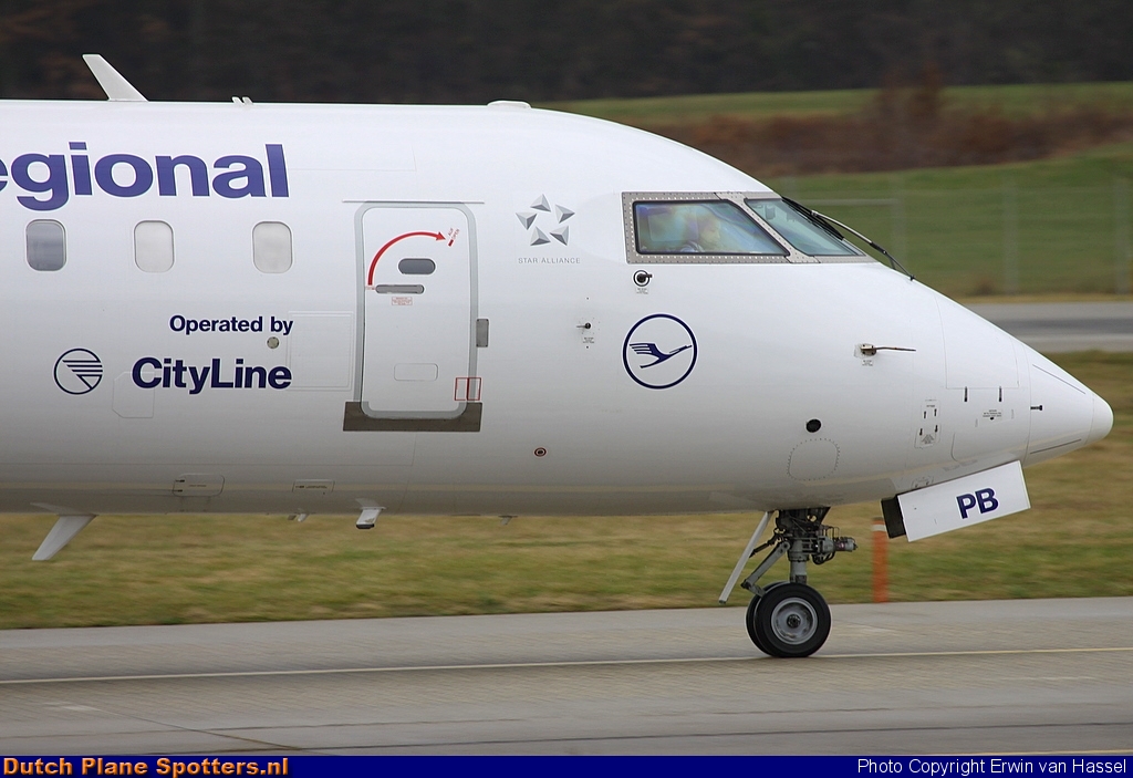 D-ACPB Bombardier Canadair CRJ700 CityLine (Lufthansa Regional) by Erwin van Hassel