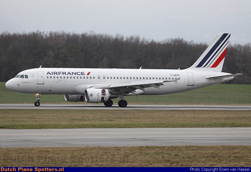 F-HEPE Airbus A320 Air France by Erwin van Hassel