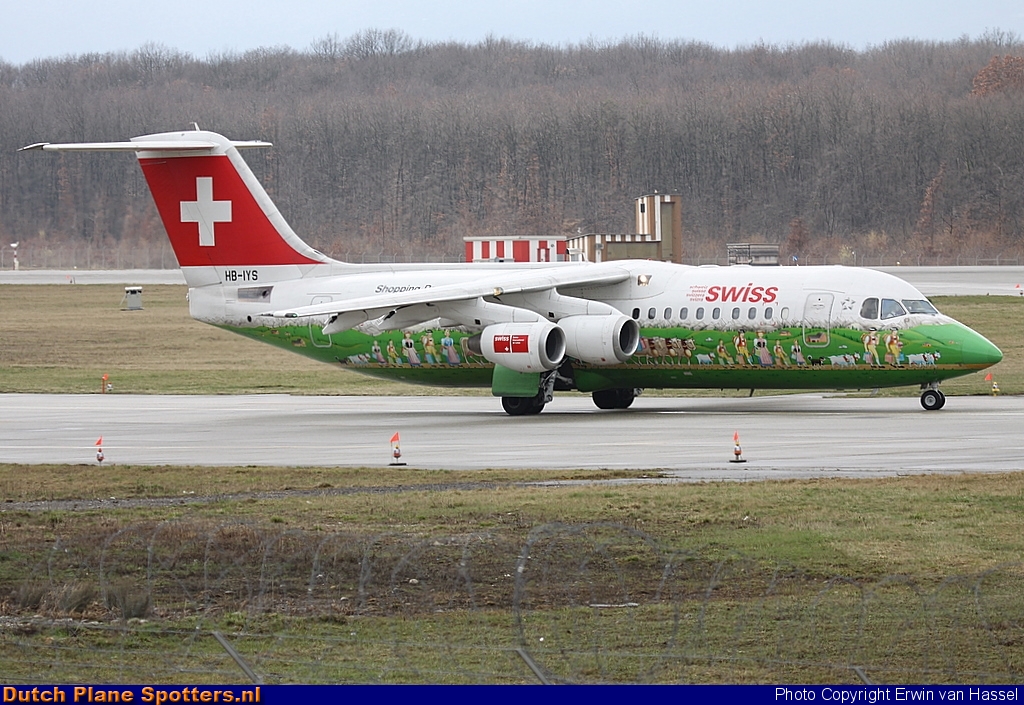 HB-IYS BAe 146 Swiss International Air Lines by Erwin van Hassel