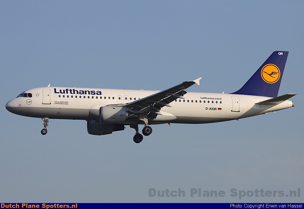 D-AIQR Airbus A320 Lufthansa by Erwin van Hassel